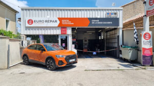 Garage De La Croix Couverte à Pernes-les-Fontaines