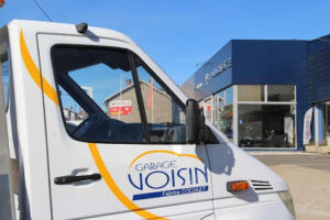 Garage Voisin à Terres-de-Haute-Charente