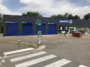 Point S – Saint-Julien-les-Villas (LWA) à Saint-Julien-les-Villas