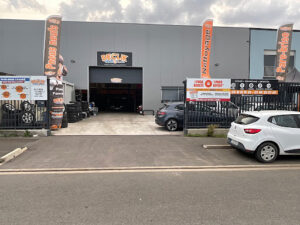 DECLIK GLASS PNEUS à Ozoir-la-Ferrière