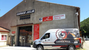 Garage Julia à Quillan