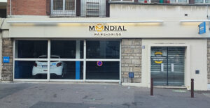 Mondial Pare-Brise à Versailles