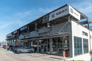 Roure automobiles à Aubagne