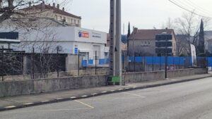 CÔTÉ ROUTE VALENCE à Valence