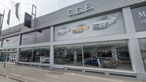 SAGA Mercedes-Benz à Viry-Châtillon