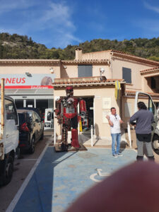 First Stop – Etablissements Botti à Bonifacio