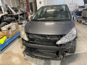 Garage JB carrosserie à Les Essarts-le-Roi