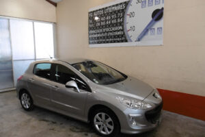 FG utility cars à Couëron