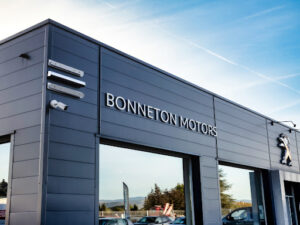 PEUGEOT – CITROËN (GROUPE BONNETON) à Saint-Clair-du-Rhône