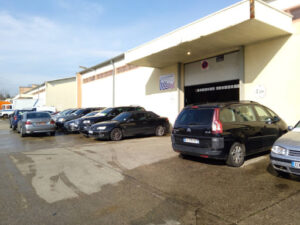 Lyon Cars Motors | Spécialiste JEEP | Chrysler – 4*4 à Genas