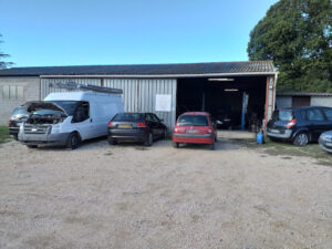 Garage & Atelier de réparation Automobile | JLM SERVICES AUTO 30 à Aigaliers