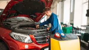 GARAGE CHANTAL à Saint-Cernin