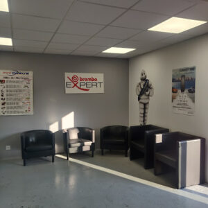 Rdv Pneus /pare-brise new deal à Le Plessis-Belleville