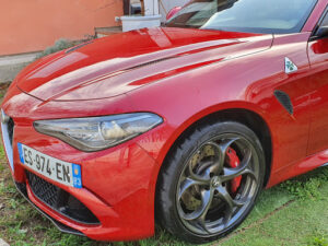 Automobile 83 à Sanary-sur-Mer