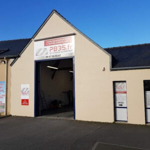 PB35 Pare Brise BREAL SOUS MONTFORT à Bréal-sous-Montfort