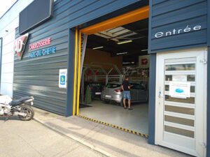 Paintfill & Carding à Bron