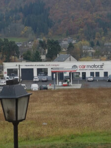 Garage Esteyries à Neussargues en Pinatelle
