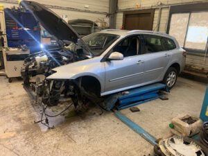 Centre VHU agréé ECO MERE – Enlèvements dépaves, ventes de pièces détachées, Casse automobile à Méré