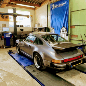 Garage des Termes à Peymeinade