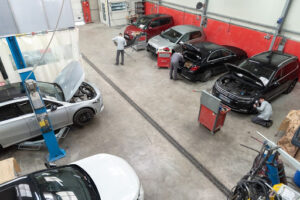 Carrosserie Belles Vues – Axial – ZeCarrossery & ZePare-Brise à Arpajon