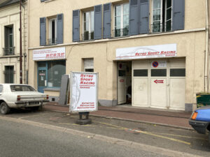 Retro Sport Racing Garage à Le Port-Marly