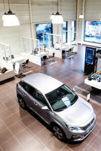 Peugeot Marne-La-Vallée Gueudet 1880 à Montévrain