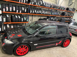 Garage Lvr à Givors