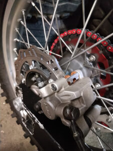 SD TIRES SARL PNEUS ET ENTRETIENT AUTO ET MOTOS à Casteljaloux