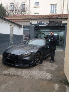 GARAGE CARROSSERIE RLE à Lyon