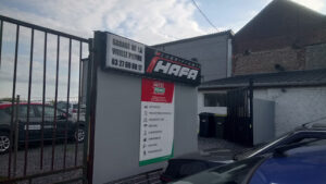 Garage de la vieille pierre à Vieux-Reng