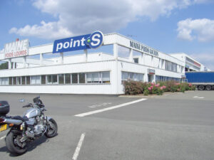 Point S Industriel – Laval (Bayi Trucks) à Laval