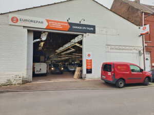 GARAGE TAUPE à Tourcoing