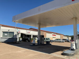 Vito gas station – Stazione Vito à Pianottoli-Caldarello
