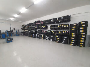 TYGROO GLASS —TOP PNEU 95 à Garges-lès-Gonesse