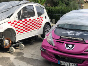 CAR STATION à Contes