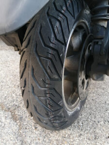 cyril moto à Cannes