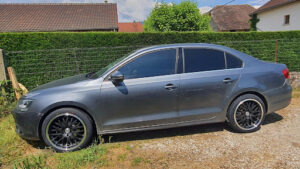 Jls Auto à Le Bouchage