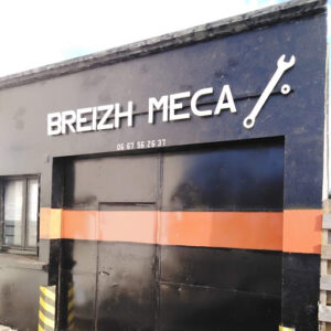 Breizh méca à Lampaul-Guimiliau