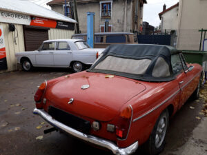 YF Automobiles à Clamart
