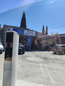 Garage Relais Saint Jean à Villecroze