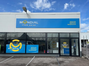 Mondial Pare-Brise à Lure