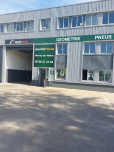 SLB Pneus Services à Neuilly-sur-Marne