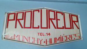 GARAGE PROCUREUR à Monchy-Humières