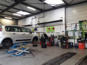 SILIGOM – BESAIN PNEUS à Beaumont