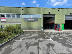 EB AUTO ENTRETIEN à Montigny-le-Bretonneux