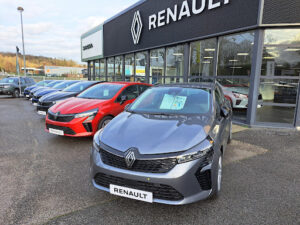 RENAULT NOGENT-LE-ROTROU à Arcisses