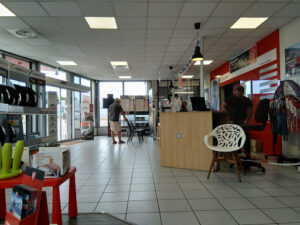 FIRST STOP VITROLLES à Vitrolles