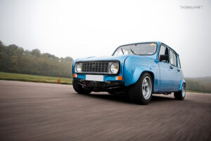 Car Genesis à Fère-en-Tardenois