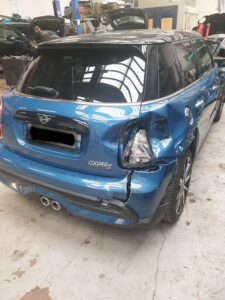 UNIVERSEL CARROSSERIE à Lille