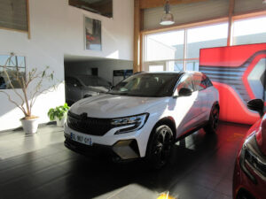 RENAULT GARAGE LLINARES AGENT à La Haye